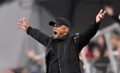 體圖：孔帕尼強(qiáng)調(diào)勿公開批評(píng)球隊(duì)，維護(hù)團(tuán)隊(duì)團(tuán)結(jié)