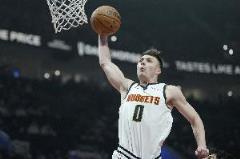 布勞恩高效表現(xiàn)：8中5砍11分3助攻2封蓋12籃板4前場板