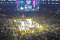 羅伊斯登頂觀戰湖人vs森林狼