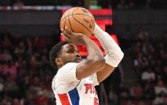 比斯利半場三分11中6砍18分正負值+19