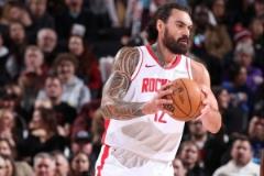 亞當(dāng)斯在場(chǎng)火箭凈勝分+53，下場(chǎng)后變?yōu)?39！