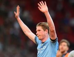 德布勞內(nèi)在瓜迪奧拉麾下已直接參與250粒進(jìn)球，成為繼梅西之后首位達(dá)成此成就的球員