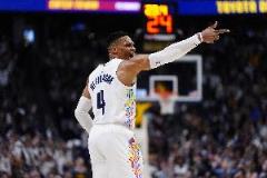 貝弗利：無論輸贏，對威少的批評該到此為止，他在場真的全力以赴