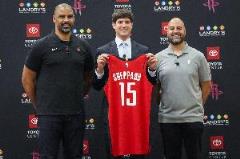 烏度卡：相信年輕球員 明年將更多使用謝潑德和惠特摩爾