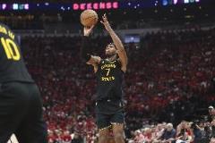 希爾德第三節爆發連續三分單節16分 帶隊領先20分！