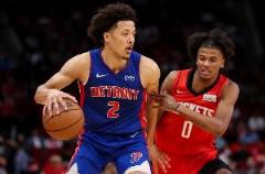 尼克-楊：杰倫-格林已落后CC&華子，換防他無能為力