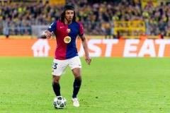 孔德辟謠：質(zhì)疑換萊萬(wàn)上場(chǎng)是編造故事，不是新聞報(bào)道！