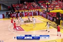 笑死！楊鳴解說到一半忽然不說了，表示：不能透露遼寧的戰術！