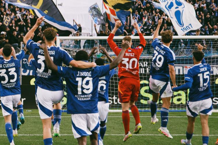 意甲焦點戰：科莫對陣卡利亞里，主隊僅一步之遙晉級歐戰