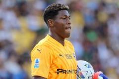 意媒：拜仁關(guān)注鈴木彩艷，近期派球探實(shí)地考察