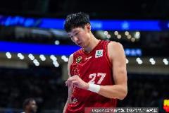 媒體人：廣廈在關(guān)鍵時刻的防守讓周琦無從下手