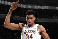 Shams深度解析！美女閨蜜插科打諢：我懂了，字母哥將加盟湖人