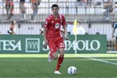 羅馬諾：法蘭克福和巴塞爾對帕拉西奧斯感興趣，轉會決定權在國米手中