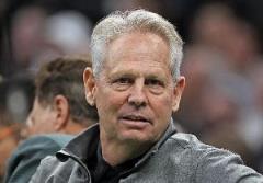 美記：爵士隊或將探索向上交易選秀權