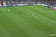 開(kāi)場(chǎng)錯(cuò)失良機(jī)！居勒爾送直塞，恩德里克單刀打門(mén)被撲出！