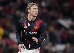 霍伊倫本賽季英超空中對抗成功率僅22.8%位列最差