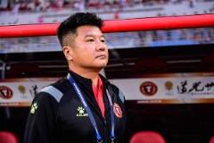 遼寧鐵人近四輪每場失球，防守需提升以實現(xiàn)更高目標(biāo)