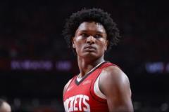 記者：若真能得到字母哥 火箭陣中除阿門外皆可交易