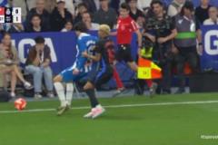 不太冷靜！卡夫雷拉出拳攻擊亞馬爾被直紅罰下！