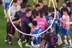 巴薩賽后沖突眼看要干架，萊萬(wàn)趕緊拉住要上頭的加維