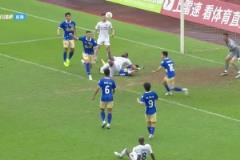這球漂亮啊！中甲遼寧鐵人外援姆本扎禁區內精彩倒鉤破門