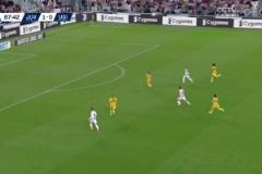 尤文再下一城！弗拉霍維奇小角度破門，伊爾迪茲助攻雙響