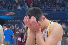 太戳淚點(diǎn)了！胡金秋奪冠后喜極而泣，止不住掩面爆哭