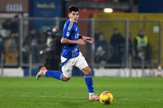 科莫正式買斷阿萊士-巴列，先付400萬歐再分期200萬歐