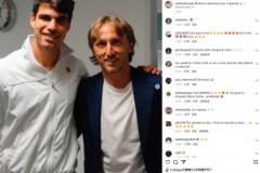 阿爾卡拉斯贊頌?zāi)吕锲妫何覠o比敬佩你，你是真正的傳奇