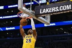 湖記：077、老詹與小里撐起球隊，交易升級恐難成行