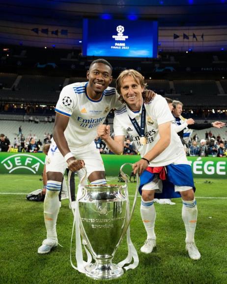 阿拉巴贊頌魔笛：除了足球，你的人品更讓人印象深刻