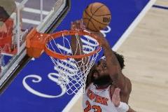 米切爾-羅賓遜首發(fā)29分鐘高效貢獻(xiàn)6分6板1斷1帽