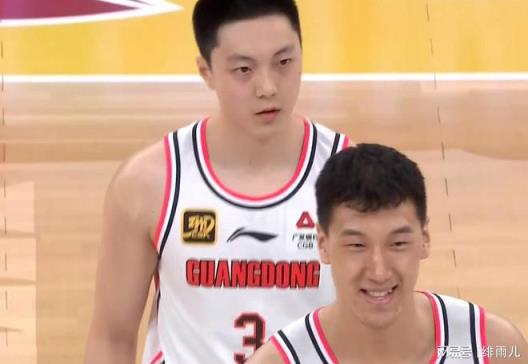 廣東隊新空間型4號位登場，杜鋒親力親為助陣！